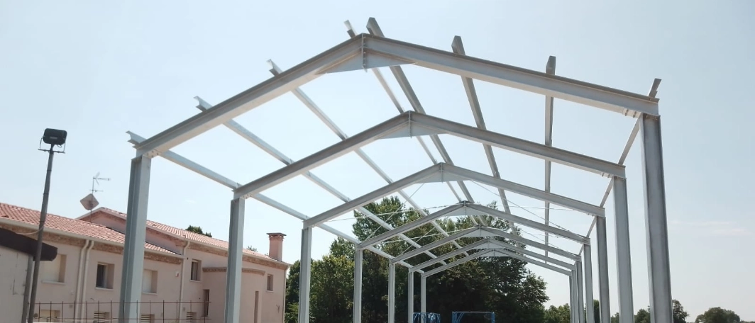 Progettazione capannoni in acciaio